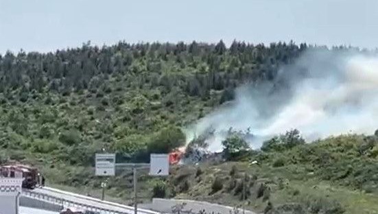 arnavutkoyde-ormanlik-alanda-yangin-2Wl9S1s7.jpg